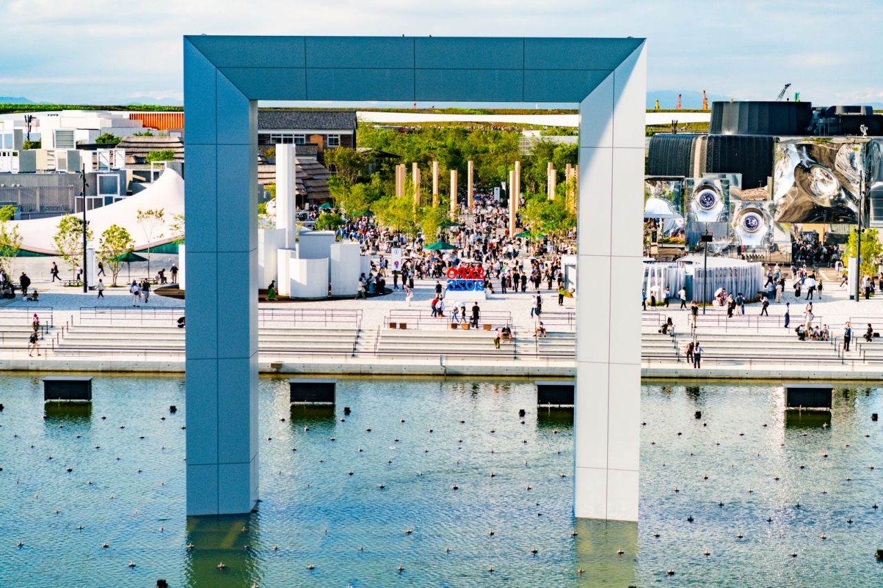 Vista frontal da Expo Osaka